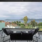 Phos Maisonettes Lefkada * Nikiána