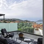 Phos Maisonettes Lefkada Nikiána