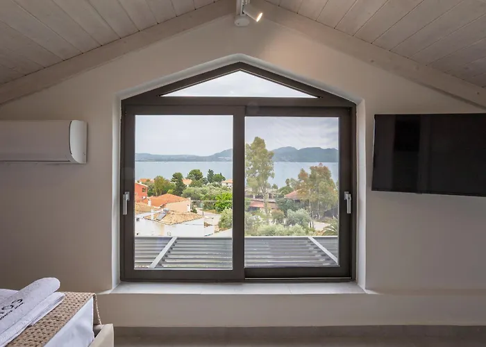 Apartmán Phos Deluxe Maisonette *